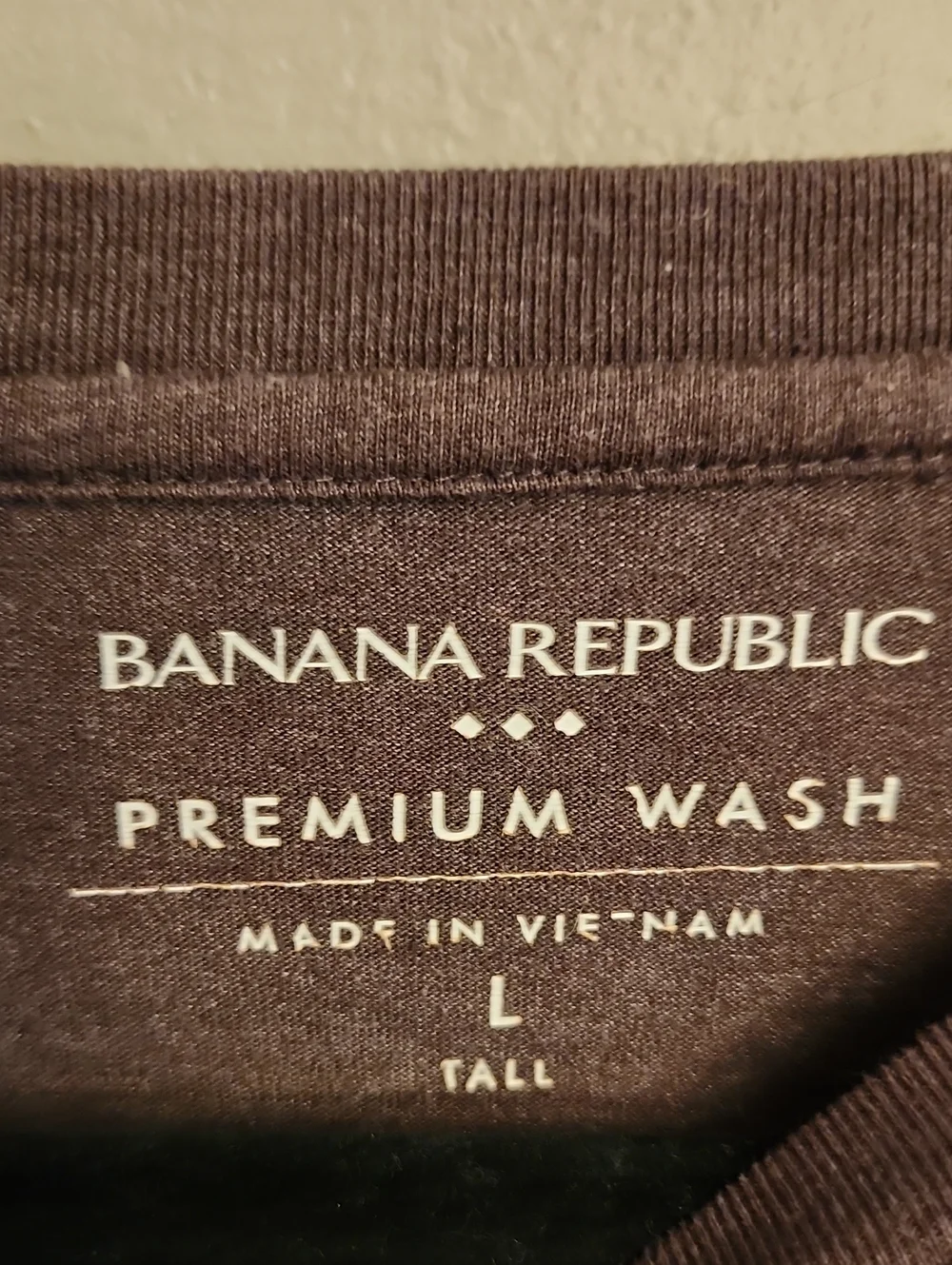 Banana Republic Men’s Brown Crewneck T-Shirt